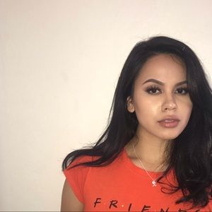 Meet your Posher, Reyna